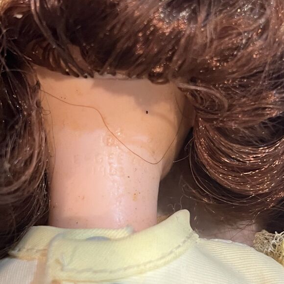 Vintage 1963 Eegee Brunette 15" Doll in Lace Dress Rooted Hair Sleepy Eyes Bride - Picture 12 of 12